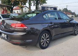 Zunanja slika - VW Passat - 1.6 TDI 120ks °NAVIGACIJA° °2x PDC° °TEMPOMAT° - 5 - Predogledna slika