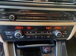 Zunanja slika - BMW Serija 5 - Touring: 520d touring XSENON.NAVI.2XPDC.PANORAMA.TEMPOMA - 19 - Predogledna slika