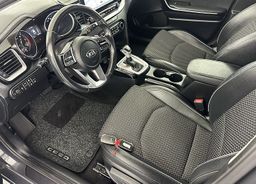 Zunanja slika - KIA Ceed - SW More 1.6 CRDi 136 MHEV.NAVI.USNJE.LED.SAMO 80000KM - 41 - Predogledna slika