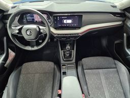 Notranja slika - Škoda Octavia - Combi Style 2.0 TDI - 8 - Predogledna slika