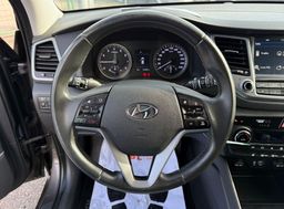 Zunanja slika - Hyundai Tucson - 1.6 GDI 1.LASTNIK SLO VOZILO TEMPOMAT PDC KAMERA - 16 - Predogledna slika