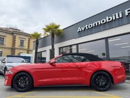 Zunanja slika - Ford Mustang - 2.3 EcoBoost 290KM AVT SLO samo 58.254 km ODLIČEN - 4 - Predogledna slika
