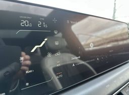 Zunanja slika - KIA EV9 - 99.8 kWh GT-Line Launch 141.5 kW. 7 sedežev - 19 - Predogledna slika