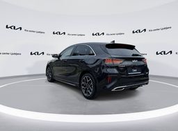 Zunanja slika - KIA Ceed - 1.5 T-GDI GT-line ISG DCT - 7 - Predogledna slika