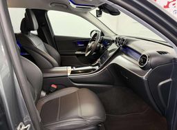 Notranja slika - Mercedes-Benz GLC-Razred - GLC 220d 4MATIC Avt.KAMERA.LED.USNJE.KLJUKA.TOP - 11 - Predogledna slika