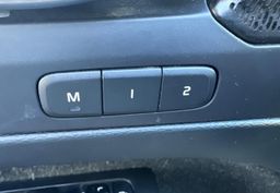 Zunanja slika - Volvo XC40 - PANORAMA-RADAR-MEMORY-USNJE-NAVIGACIJA-LED-ALU - 14 - Predogledna slika