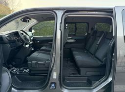 Zunanja slika - Peugeot Traveller - 2.0 HDI-95.000km-1 LASTNIK-5 SEDEŽEV-KAMERA-LED... - 10 - Predogledna slika