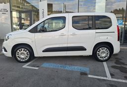 Zunanja slika - Opel Combo - 1.5 HDI 96KW SERVISNA ZGODOVINA + MALO KM - 4 - Predogledna slika