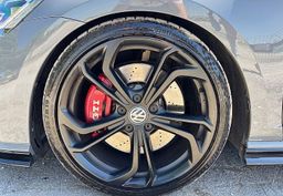 Zunanja slika - VW Golf - 2.0 GTI TCR-AKRAPOVIČ-ALCANTARA-LED-PANO-ACC - 7 - Predogledna slika