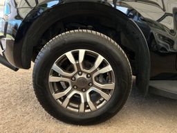 Zunanja slika - Ford Ranger - 3,2 TDCi Limited dvojna kabina - 20 - Predogledna slika