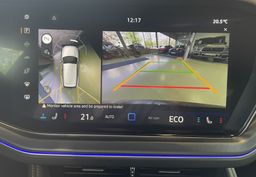 Zunanja slika - VW Touareg - 90KM-HEAD UP-ZRAČNO-MASAŽA-HALJENJE-VIRTUAL-R LINE - 15 - Predogledna slika