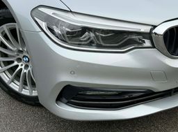 Zunanja slika - BMW Serija 5 - Touring: 520d-AUT-SPORT-FUL LED-LIZING ZA TUJCE-PANORAMA - 18 - Predogledna slika