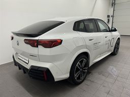 Zunanja slika - BMW iX - 2 eDrive20 - 2 - Predogledna slika