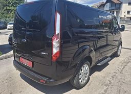 Zunanja slika - Ford Tourneo - Custom 2.0 TDCi MHEV L2H1 TITANIUM SLOVENSKO POREKLO - 4 - Predogledna slika