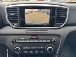 Zunanja slika - KIA Sportage - 1.6 GDi 97kW LX Active ISG. M/T - 10 - Predogledna slika