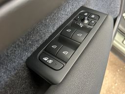 Zunanja slika - Volvo XC40 - B4P AWD Core Avt. - 12 - Predogledna slika