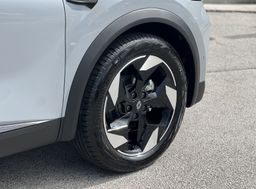 Zunanja slika - Renault Captur - TCe 140 techno - 8 - Predogledna slika