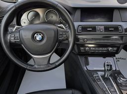 Zunanja slika - BMW Serija 5 - Touring: 520D AVT|PANORAMA|MEMORY|VELIKA NAVI|BIXENON|17 - 8 - Predogledna slika