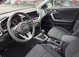 Zunanja slika - KIA Ceed - SW 1.5 T-GDi LX Champion+ ISG. M T 103 kW+ZIMSKE GUME - 7 - Predogledna slika