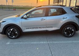 Zunanja slika - KIA Stonic - 1.0 T-GDi 73.6 kW  100 KM  LX Life M T - 6 - Predogledna slika