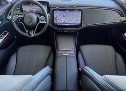 Zunanja slika - Mercedes-Benz E-Razred - 220d-AUT-MULTIBEAM-DISTRONIC-NAVI-MEMORY-PREMIUM - 9 - Predogledna slika