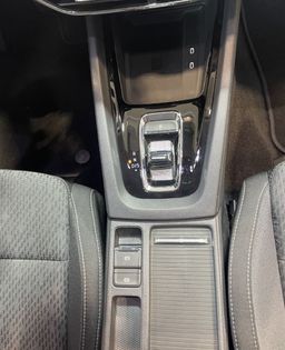 Zunanja slika - Škoda Octavia - 1.LASTNIK-RADAR-VIRTUAL-KEYLESS-NAVIGACIJA-MEMORY - 17 - Predogledna slika