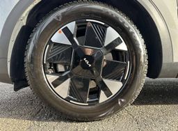 Zunanja slika - KIA Sportage - 1.6 T-GDi EX Fresh Plus . 7 DCT - 9 - Predogledna slika