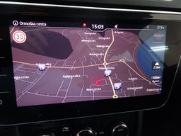 Notranja slika - Škoda Superb - 2.0 TDI Style Comb DSG 4X4 140 kW.NEMŠKI.USNJE.ACC - 13 - Predogledna slika