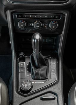 Zunanja slika - VW Tiguan Allspace - 2.0TSI-R LINE-7SED-HEAD UP-PANO-360-ACC-NAVI-USNJ - 15 - Predogledna slika