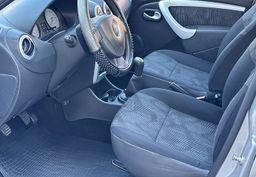 Zunanja slika - Dacia Sandero - 1.4 Laureate °PREVOŽENI SAMO 67.541 KM° - 5 - Predogledna slika