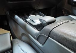 Zunanja slika - Mercedes-Benz GLB-Razred - GLB 200 d Avt. KAMERA-USNJE-LED - 19 - Predogledna slika
