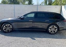 Zunanja slika - Mercedes-Benz E-Razred - E 300 de T AMG-Line-Full oprema... - 3 - Predogledna slika