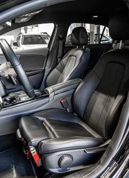 Zunanja slika - Mercedes-Benz A-Razred - VIRTUAL-RADAR-LED-USNJE-GRETJE SED-18COL - 11 - Predogledna slika