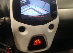 Zunanja slika - Citroën C1 - Attraction 1.0i TEMPOMAT-KAMERA-LED LUČI-43000KM.. - 7 - Predogledna slika