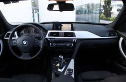Zunanja slika - BMW Serija 3 - Touring: 320d xDrive Advantage  AT  PANO KAMERA TEMPO NA - 8 - Predogledna slika