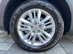 Zunanja slika - SsangYong Korando - 1.5 T-GDi Style 2WD MT... - 7 - Predogledna slika