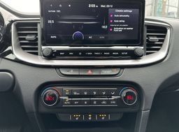 Zunanja slika - KIA XCeed - 1.6 T-GDi EX WAY ISG.7DCT... - 17 - Predogledna slika