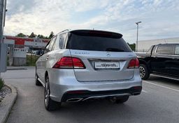 Zunanja slika - Mercedes-Benz GLE-Razred - GLE 350 d 4MATIC 132550 km AMG TOOP STANJE - 6 - Predogledna slika