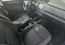 Zunanja slika - Škoda Fabia - 1.0 60ks °1.LASTNIK° °16-COL° °NAVIGACIJA °LED° - 9 - Predogledna slika