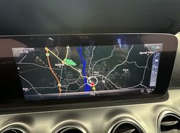 Zunanja slika - Mercedes-Benz E-Razred - AMG Line Avt. 220 AMG 4Matic.NEMŠKI.KAMERA.DIZEL - 13 - Predogledna slika