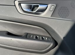 Zunanja slika - Volvo XC60 - B4 D Core AT - 15 - Predogledna slika