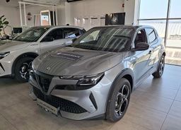 Zunanja slika - Alfa Romeo Junior - 1.2 E-DCT6 MHEV 145 KM Speciale - 1 - Predogledna slika