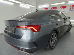 Zunanja slika - Škoda Octavia - RS 4X4 RS 2.0 TDI 147kW.NEMŠKA+4ALU.USNJE.KAMERA - 2 - Predogledna slika