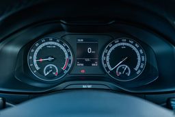 Zunanja slika - Škoda Karoq - 1,6 TDI AMBITION - 12 - Predogledna slika