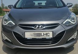 Zunanja slika - Hyundai i40 - Wagon 1.7 CRDi 116ks °LED° °KAMERA° °17-COL° - 2 - Predogledna slika