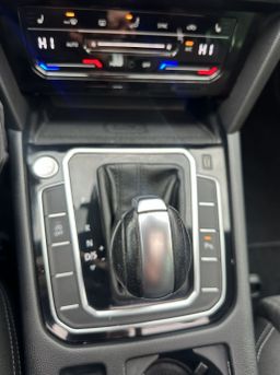 Zunanja slika - VW Passat - Variant 2.0 TDI.Business avt. 110kW.NEMŠKI.PANORAMA.KAMERA - 15 - Predogledna slika