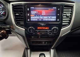 Zunanja slika - Mitsubishi L 200 - 2.3 4X4-1.LASTNIK-SLO-LED-NAVI-KAMERA-ODLIČEN- - 12 - Predogledna slika