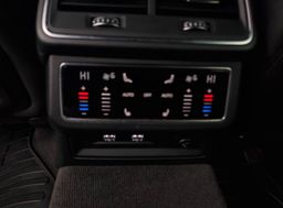 Zunanja slika - Audi A6 - Avant 40 TDI Stronic-Sline-Virtual-Laser-Hud-B O - 19 - Predogledna slika