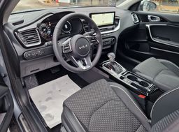 Zunanja slika - KIA XCeed - 1.6 T-GDi EX Way 7DCT - 7 - Predogledna slika