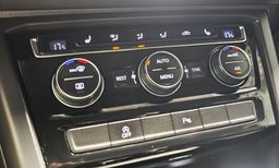 Zunanja slika - VW Touran - 2.0TDI DSG Highline 110 150 NAVI TEMP PDC - 14 - Predogledna slika